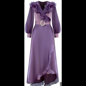 Elegant Hijabi-Friendly Mother-of-the-Bride Dress – Worn Once